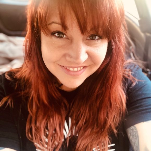 Meet your Posher, Erin - Picture 6 of 12